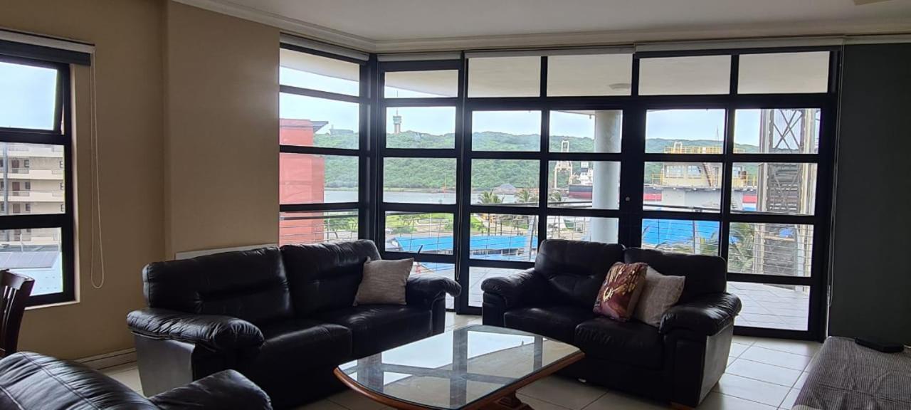 39 Harbour View *